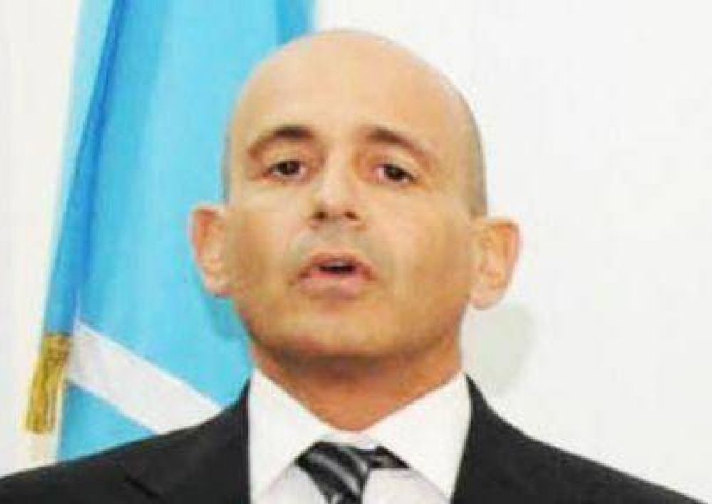 Stecconi: "No tengo ning�n problema en seguir en el cargo"