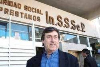 Vel�zquez: �Pusimos la cara para que el d�ficit no afecte la imagen de Capitanich�