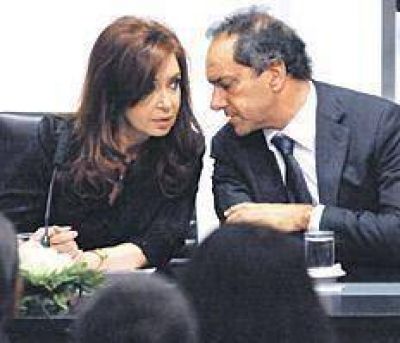 Con un nuevo gabinete en las gateras