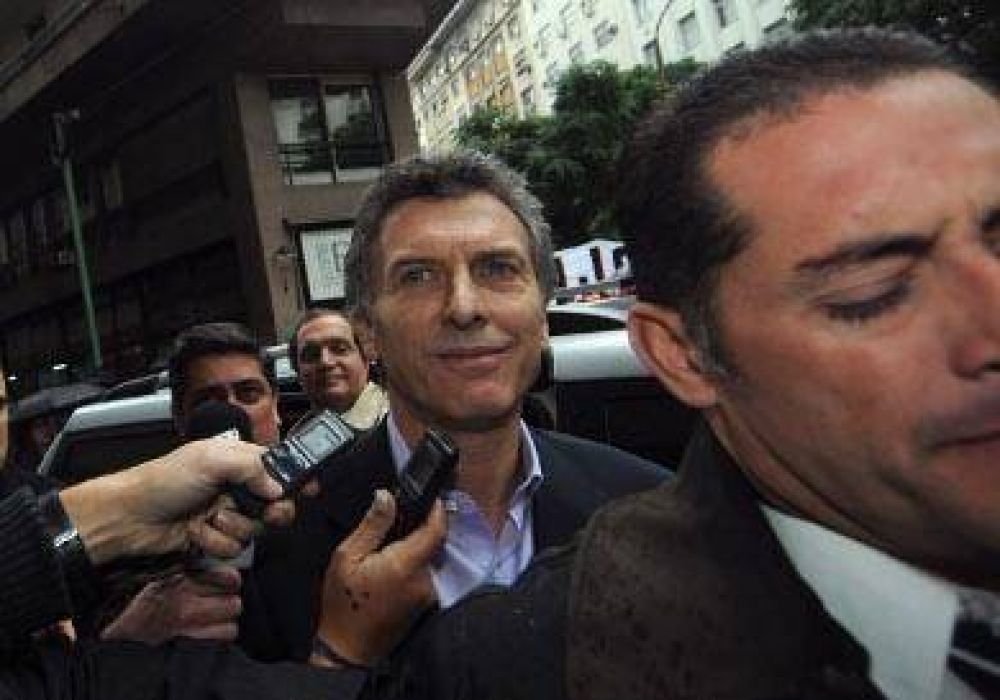 Macri fue denunciado penalmente por no dar soluci�n habitacional