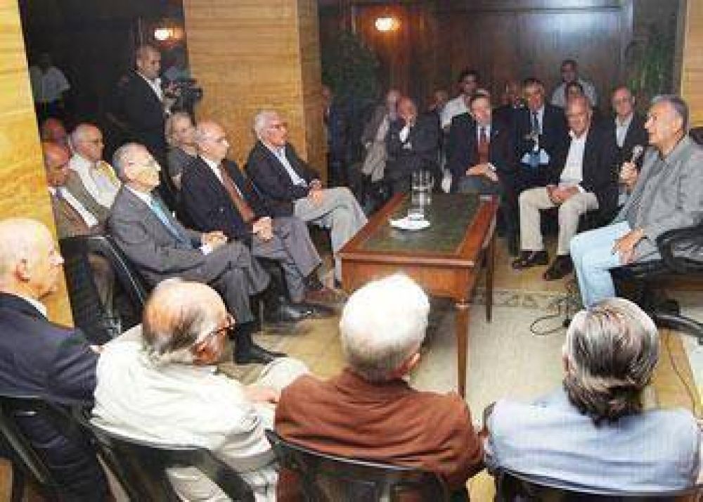 Alberto Rodr�guez Sa�: �Los pol�ticos de hoy son sembradores de villas miserias�