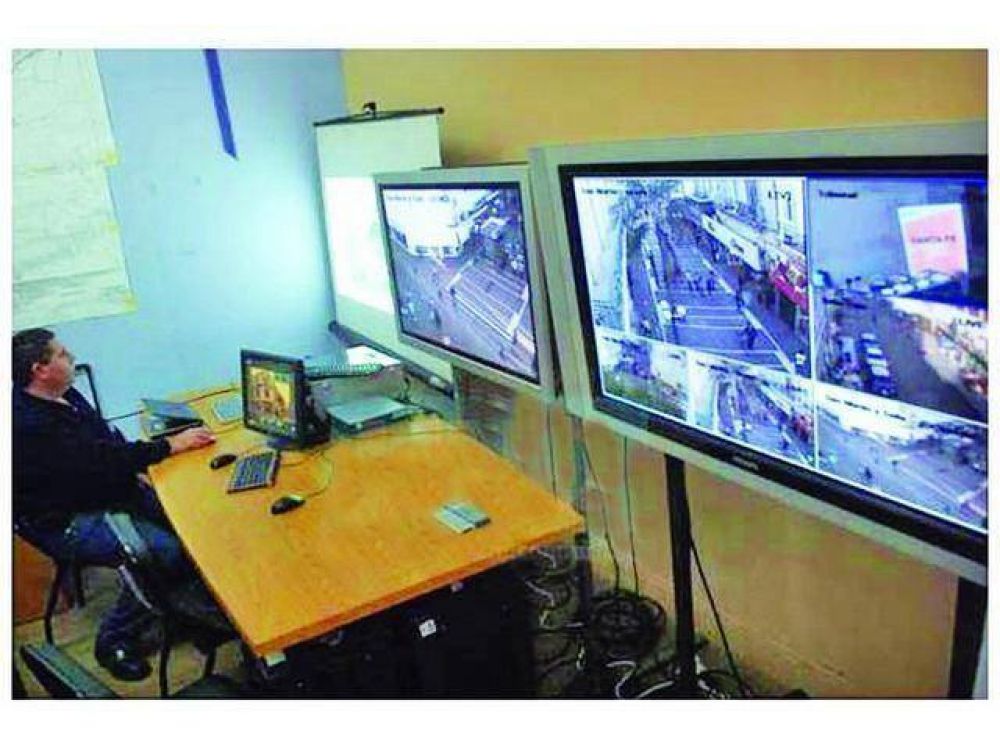 Angaco suma 11 c�maras de seguridad para prevenir delitos
