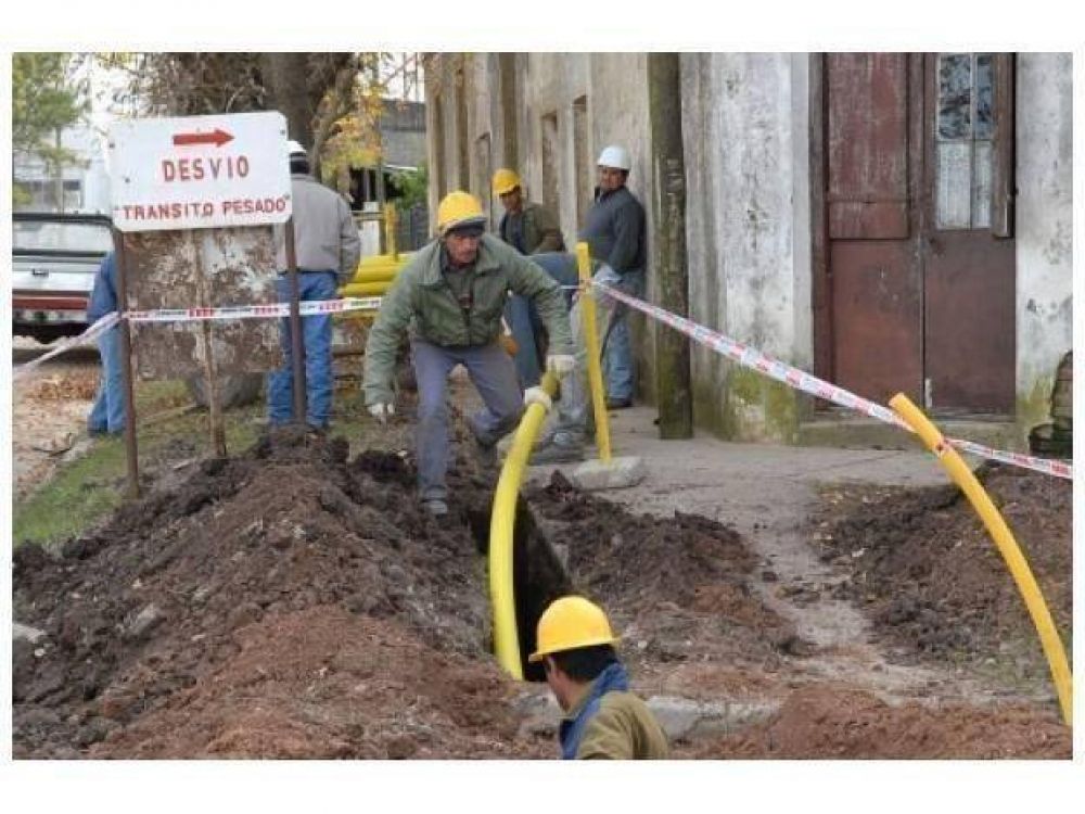 27 barrios m�s de Paran� pueden conectarse al servicio de gas natural