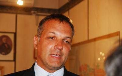 Buzzi ahora se re�ne con los diputados del �dasnevismo�