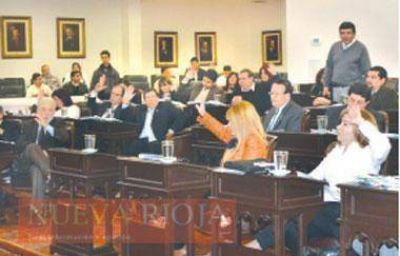 El presupuesto provincial seguir� en comisi�n