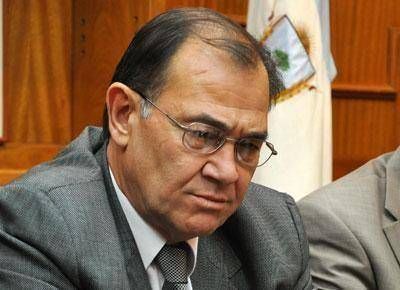 El gobierno provincial dice que Acha cobr� $270 mil para cubrir los sueldos