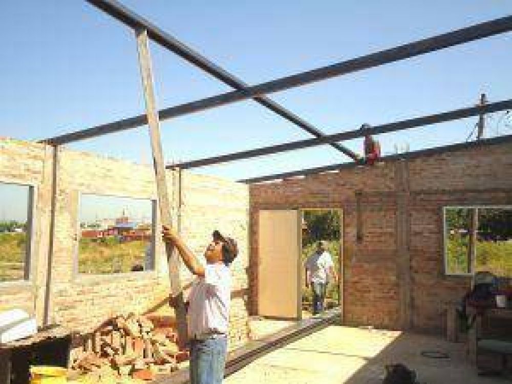 Avanza la construcci�n de un centro cultural en Km 26,700