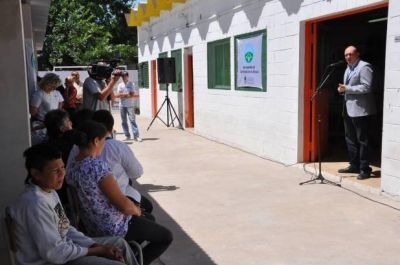 Inauguraron sal�n del programa Envi�n, con el nombre de Pereyra