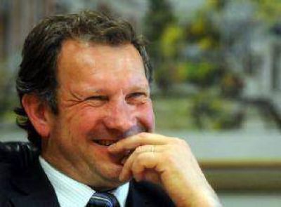 Los jefes de OSEP y Aysam ser�n ministros de P�rez