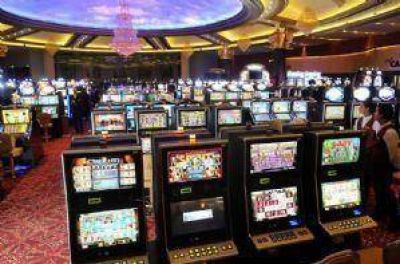 Quieren cobrar entrada en los casinos para hacer salas de 4