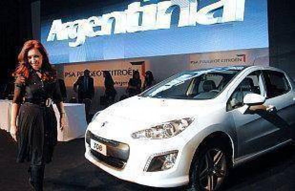 Cristina encabez� el lanzamiento del nuevo Peugeot 308