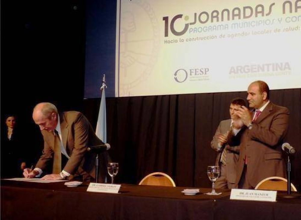 Salud: en el 2012 habr� m�s cupos para residencias m�dicas