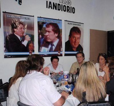 D�az P�rez y Pallares homenajeados por la militancia en Villa Diamante