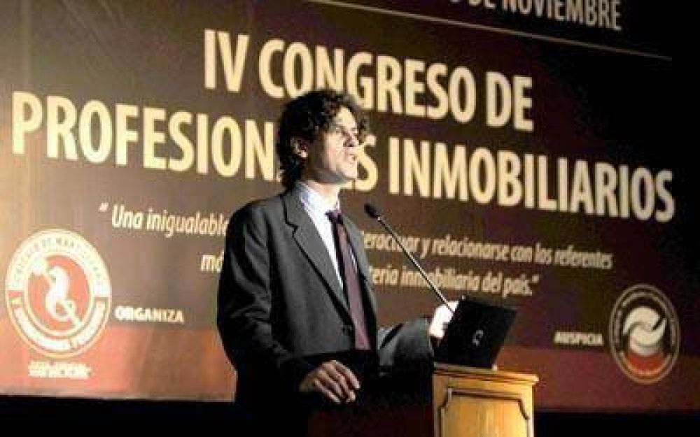 "El Gobierno ir� dejando subir paulatinamente el d�lar oficial"