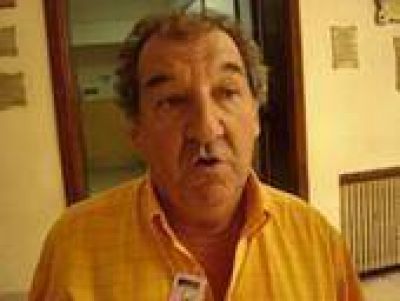 Se demora la aprobaci�n del aumento en la tarifa de taxis