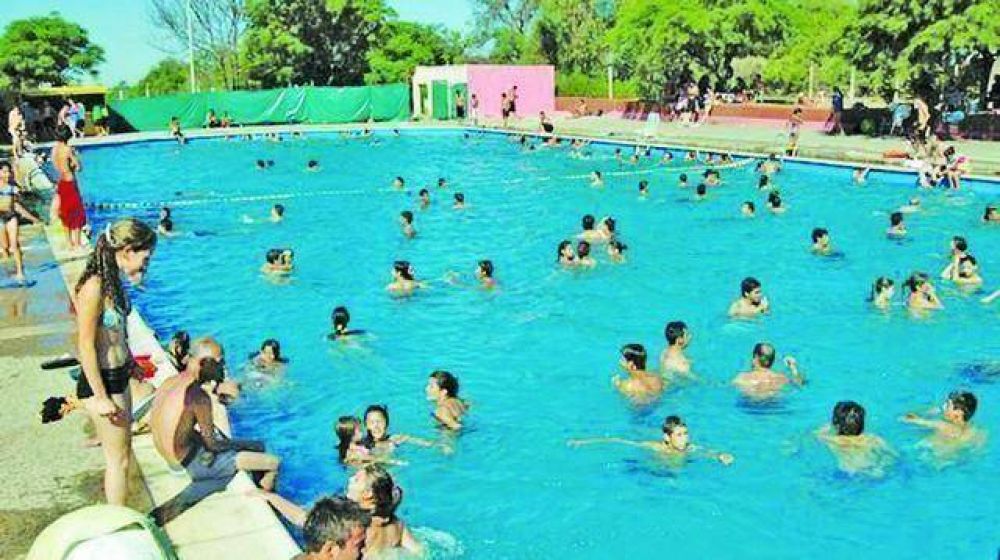 Piletas: de 64 se inscribieron s�lo 20, por lo que extendieron una semana m�s el plazo