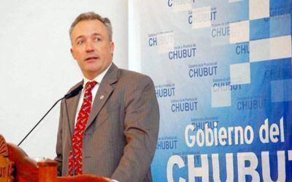 Afirman que en Chubut el IPV invirti� 1.718 millones de pesos