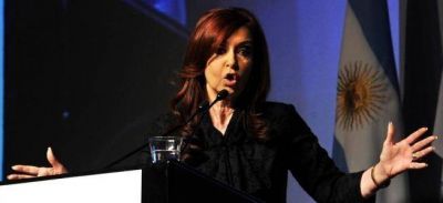 Cristina cruz� a Macri: "Los que critican los subsidios piden extenderlos hasta 2017"