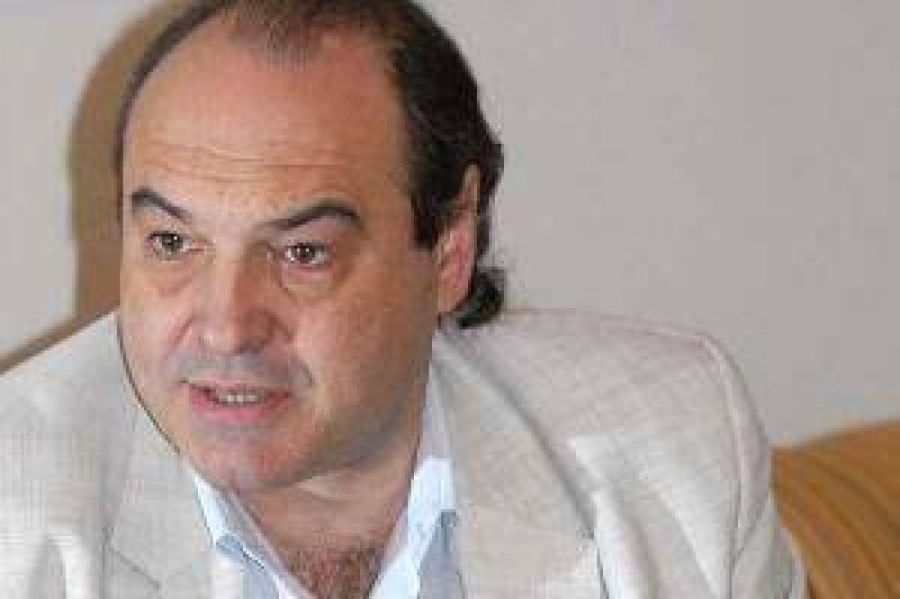 "Acciones que supriman la vida de un paciente est�n totalmente fuera de este proyecto de ley"