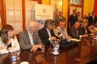 Firmaron un Protocolo de Actuaci�n Interinstitucional en Casos de Abuso Infantil