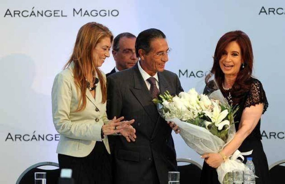 Con una indirecta a Moyano, Cristina llev� tranquilidad a los trabajadores
