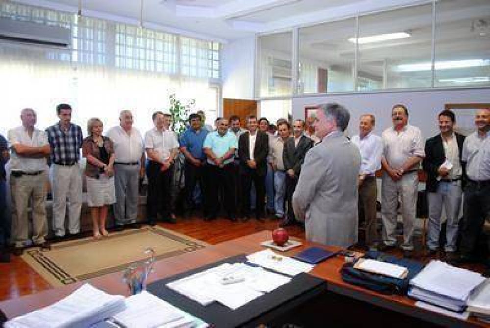 Fondos de Descentralizaci�n para 47 municipios