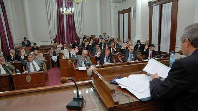 Modifican ley que trababa la asunci�n de algunos concejales