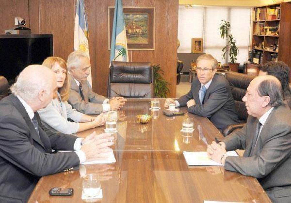 Renuevan cr�ditos para productores