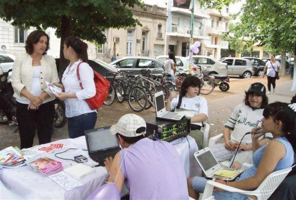 LUJ�N - SE CONMEMORA EL D�A INTERNACIONAL DE LA ELIMINACI�N DE LA VIOLENCIA CONTRA LA MUJER