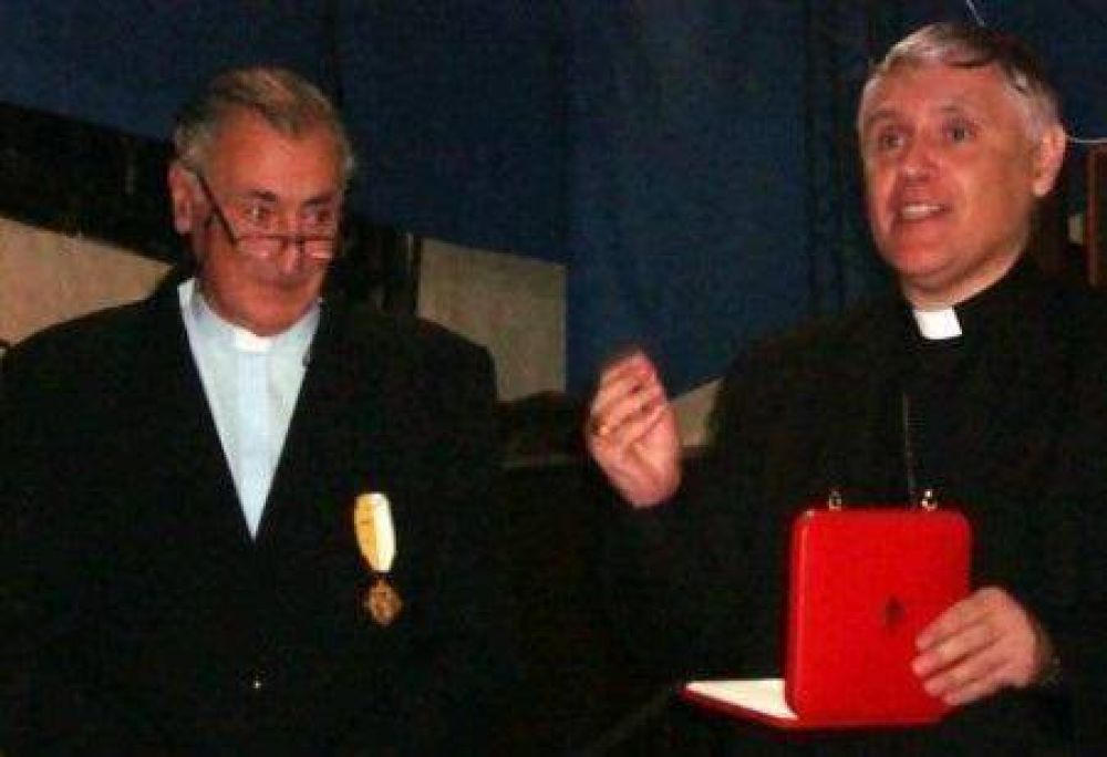 Muri� Rafael Carli, ex rector de la Bas�lica de Luj�n