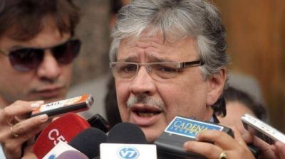 Schiavi, a Tribunales con el sindicalista Cirielli, de Apta