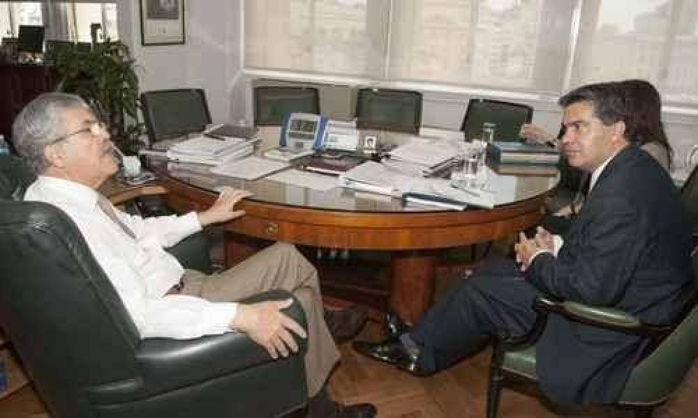 Intensa agenda de Capitanich en Buenos Aires
