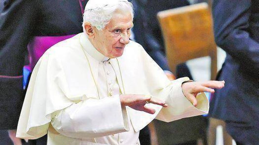 El Papa pide a los curas cumplir normas contra la pedofilia