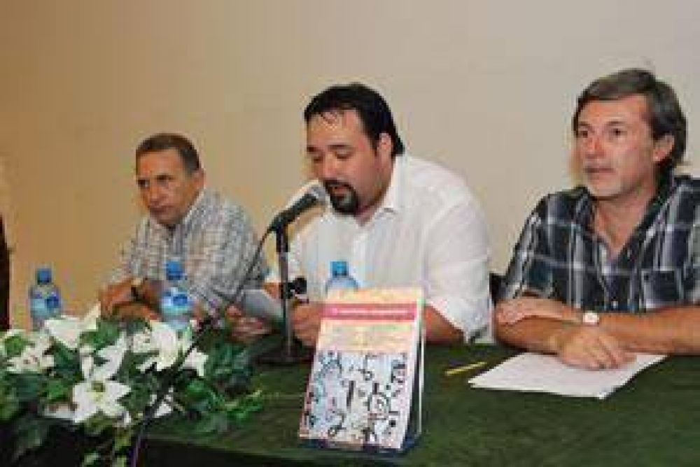  �13 Cuentistas sanjuaninos� se present� oficialmente