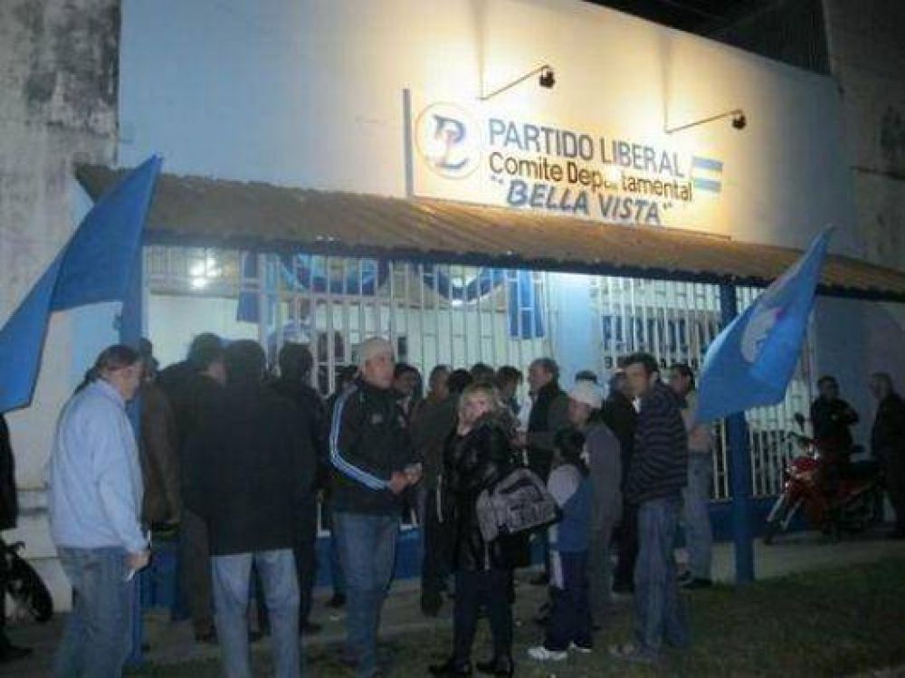 El comit� de Bella Vista pide la expulsi�n de su presidente