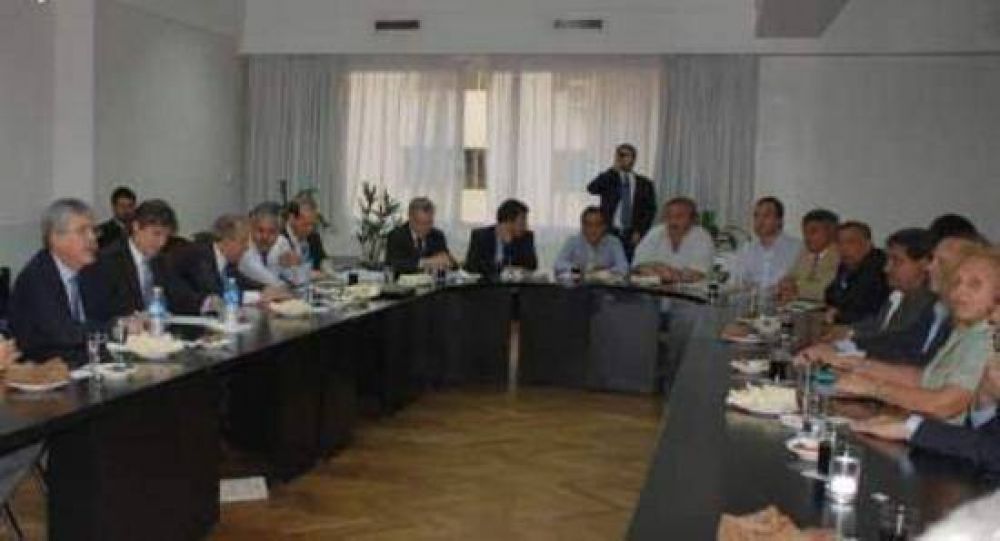 La Intendente Giroldi mantuvo reuniones de trabajo con los Ministros de Vido y Boudou