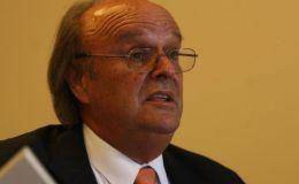 La UIA sostiene que su intenci�n no es "confrontar ni con el Gobierno ni con los trabajadores"