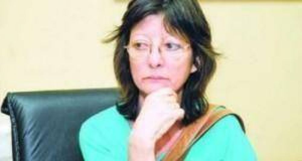 Alejar�an del cargo a la maestra de la Escuela de Educaci�n Media N� 1 �Manuel Dorrego�