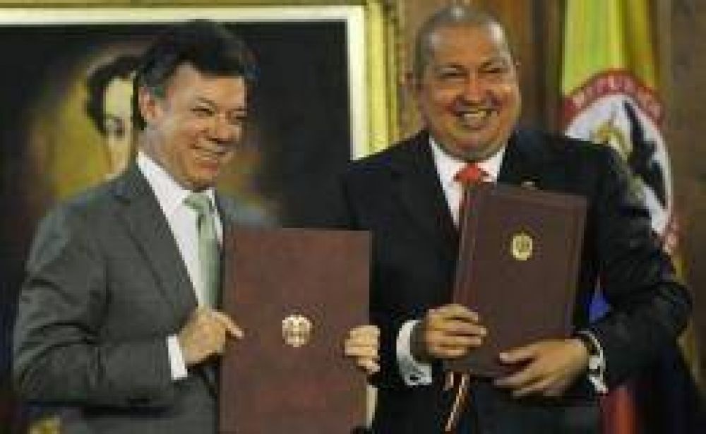 Venezuela y Colombia firman acuerdo de libre comercio y fortalecen relaciones