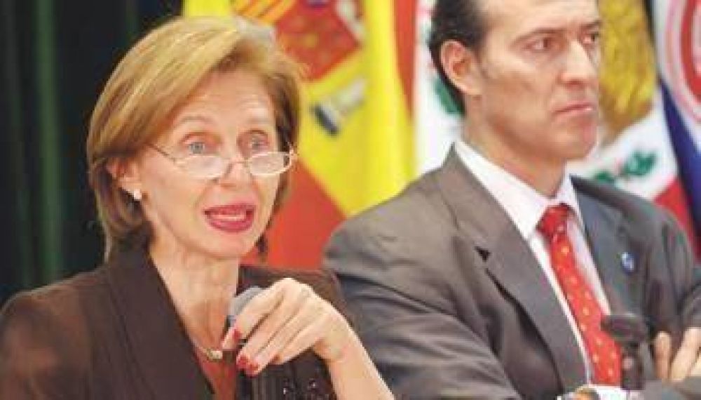Cristina eligi� a Beatriz Rojk�s como presidenta provisional del Senado