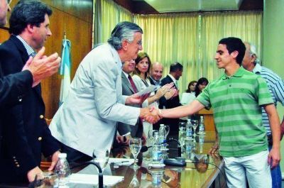 Casi 40 emprendedores recibieron entre 7 y 20 mil pesos en subsidios