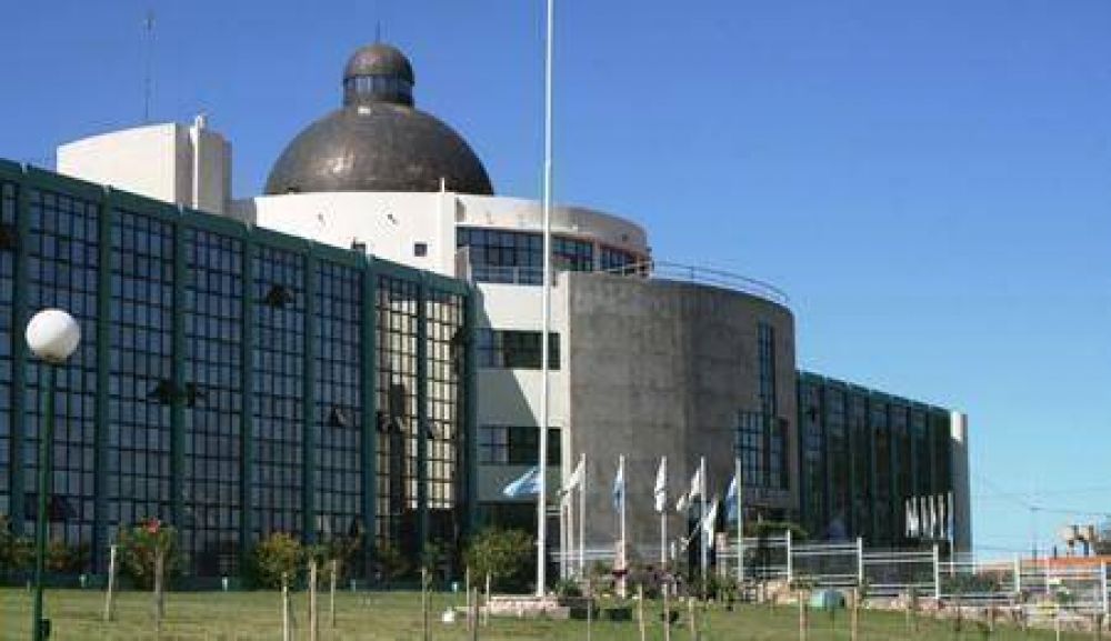  El Senado aprob� un proyecto que duplica las dietas de los legisladores