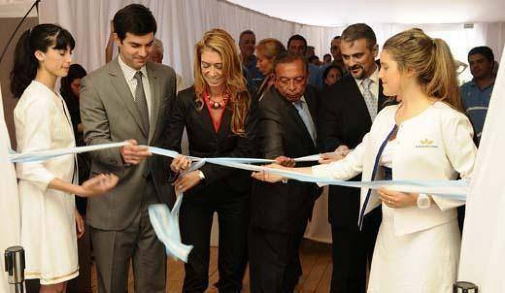 Nobleza Piccardo inaugur� una planta modelo en el Parque 