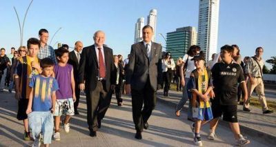 Lifschitz dej� inaugurada la nueva traza de las avenidas de la Costa y de las Tres V�as