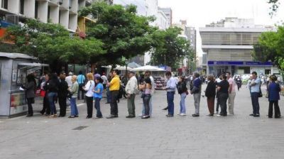 Debuta la tarjeta, pero en 92 barrios no se recarga 