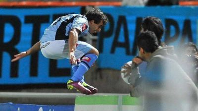 Con categor�a de Primera, Belgrano dej� atr�s a Sacachispas