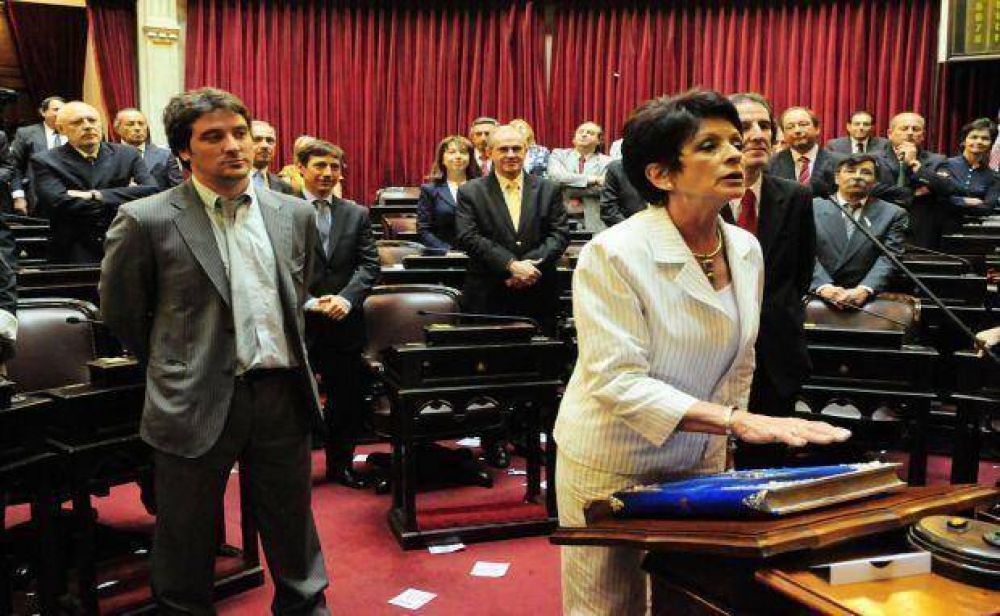 Marta Borello ya es senadora