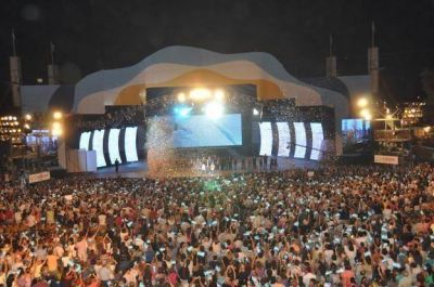 Presentan programa del festival de Cosqu�n 2012 en Buenos Aires