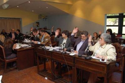 A poco de cerrar el per�odo sigue sin fecha para la pr�xima sesi�n de la Legislatura