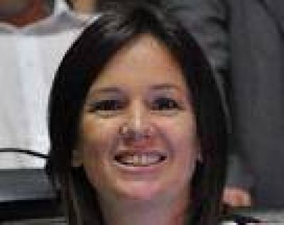 Renunci� Stanley, la reemplaza Quattromano